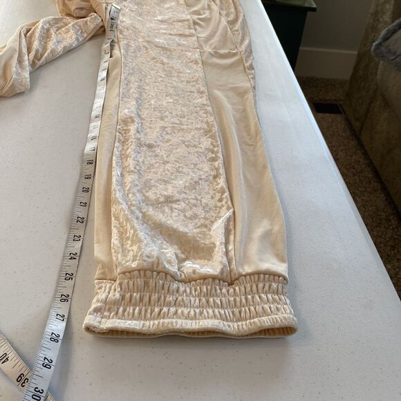 We Are HAH 1 Track Mind Crushed Velvet Jogger Pant in Almond Milk Slouchy - Picture 12 of 16